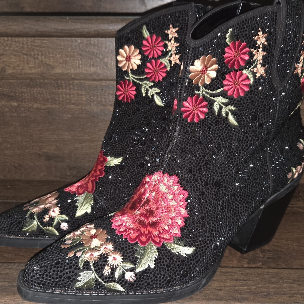 INC International Concepts Black Floral Heeled Boots